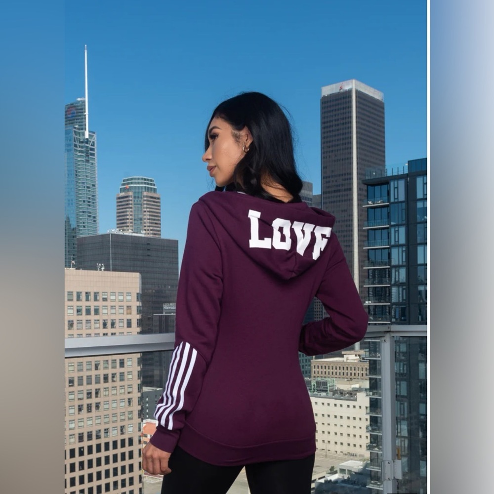 Boutique - Women's Purple Zip-Up Hoodie, multiple sizes - Picture 3 of 3